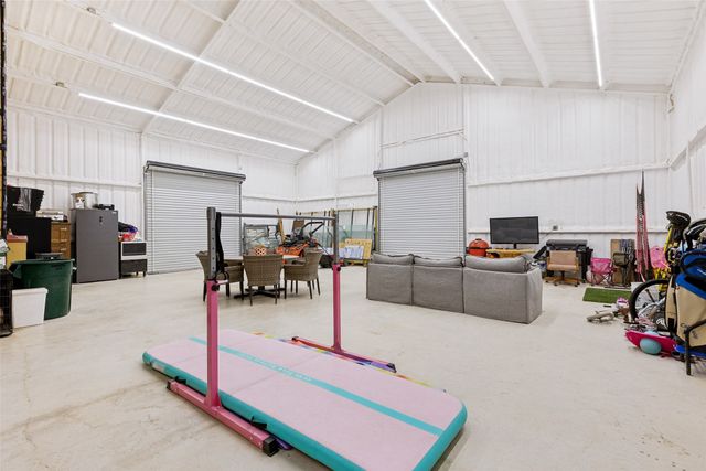 490 Private Road 4512, Decatur, TX 76234