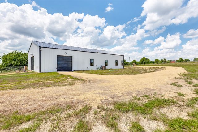490 Private Road 4512, Decatur, TX 76234