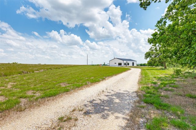 490 Private Road 4512, Decatur, TX 76234
