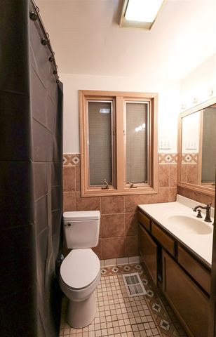 18 Highway Street, Battle Creek, MI 49014