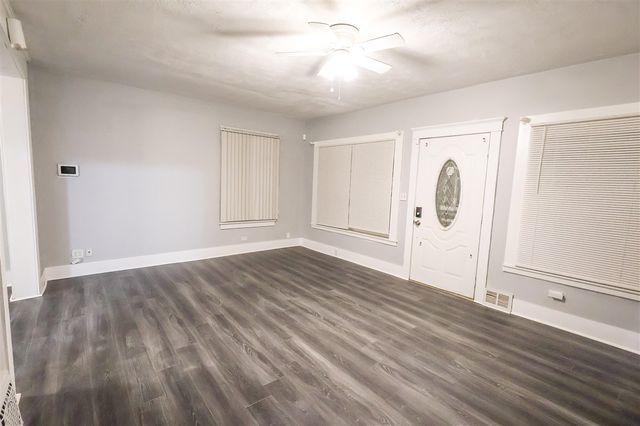 18 Highway Street, Battle Creek, MI 49014