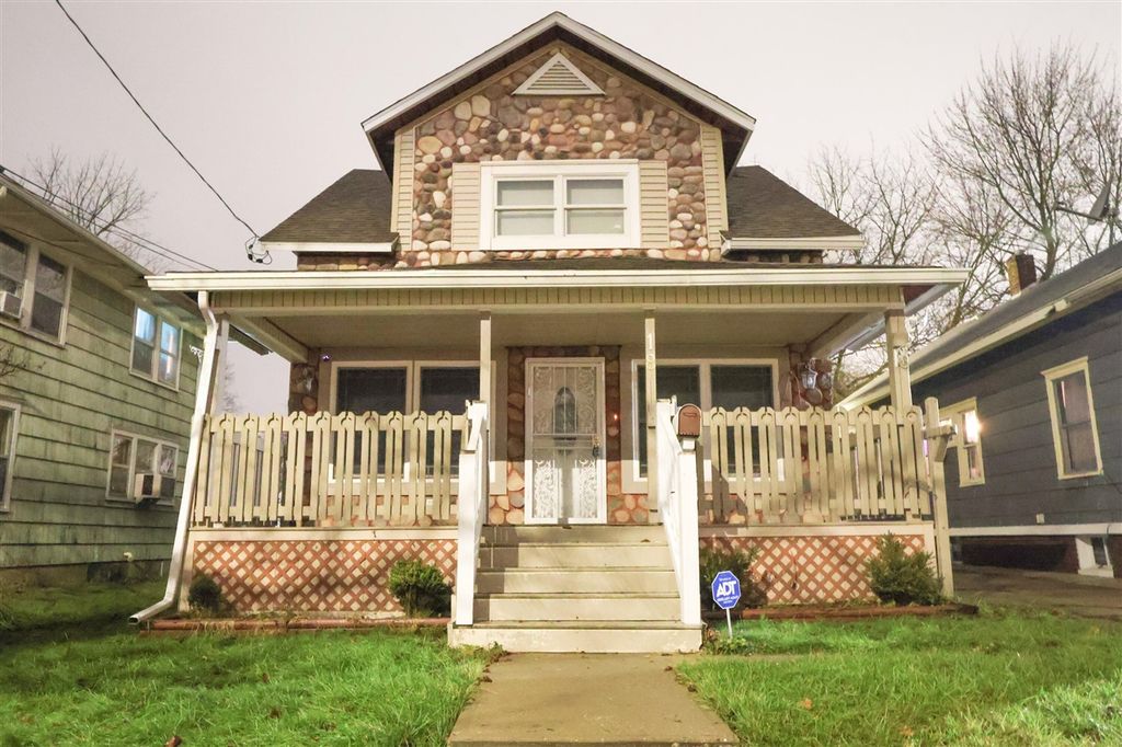 18 Highway Street, Battle Creek, MI 49014