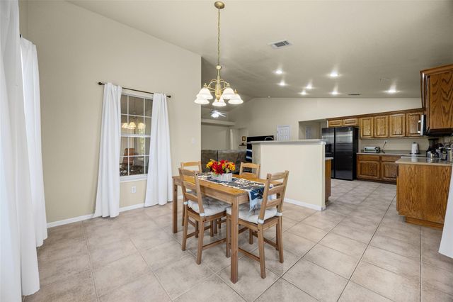 197 Wright DR, Cedar Creek, TX 78612