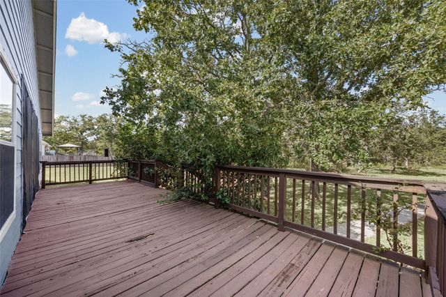 197 Wright DR, Cedar Creek, TX 78612