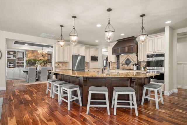 10308 S Ridge Park Ln, Cheney, WA 99004