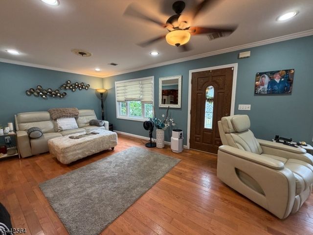 525 Quinton Ave, Kenilworth Boro, NJ 07033