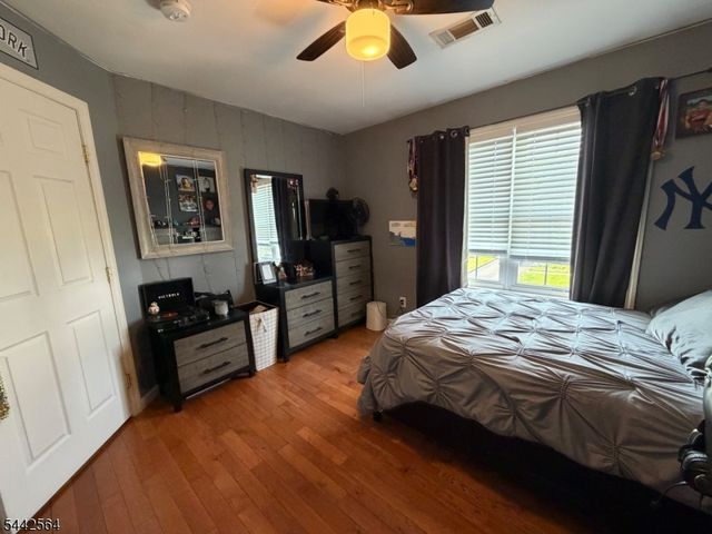 525 Quinton Ave, Kenilworth Boro, NJ 07033