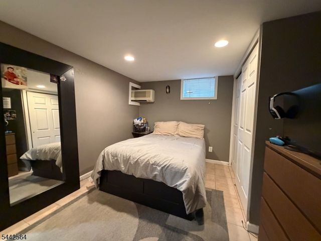 525 Quinton Ave, Kenilworth Boro, NJ 07033