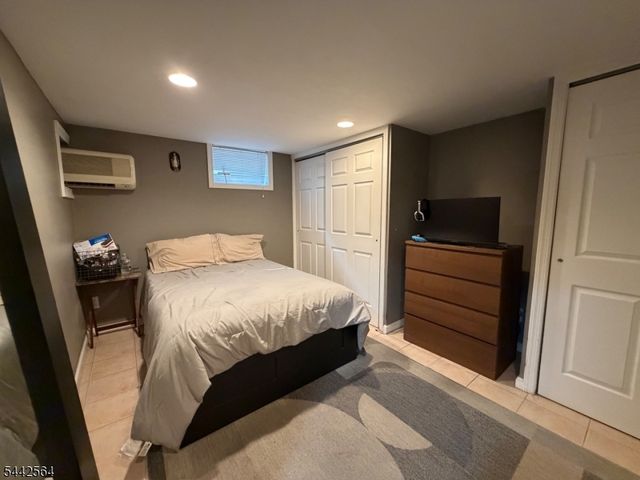 525 Quinton Ave, Kenilworth Boro, NJ 07033
