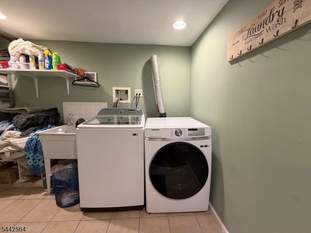 525 Quinton Ave, Kenilworth Boro, NJ 07033