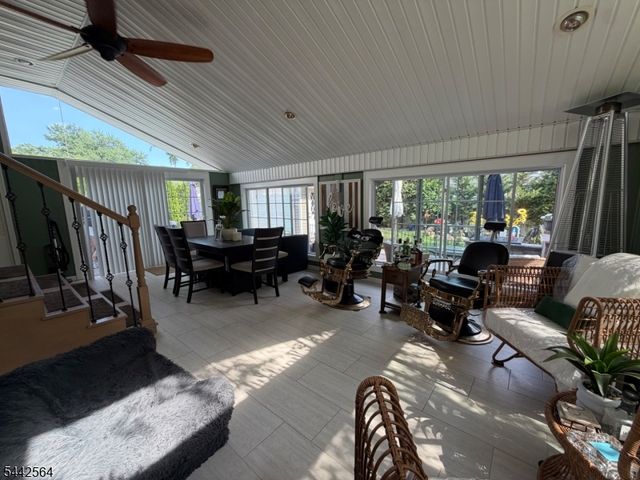 525 Quinton Ave, Kenilworth Boro, NJ 07033