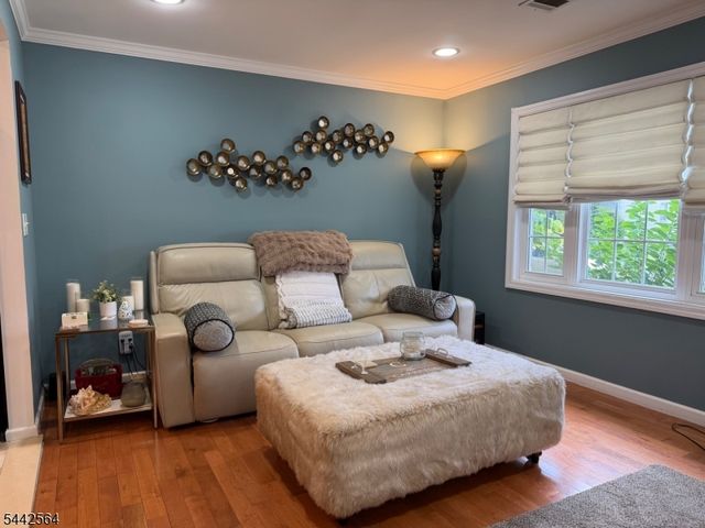 525 Quinton Ave, Kenilworth Boro, NJ 07033