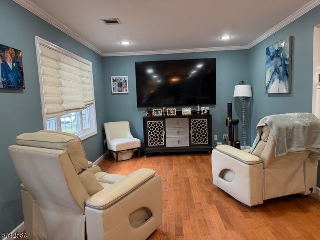525 Quinton Ave, Kenilworth Boro, NJ 07033