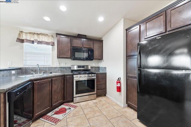 341 Vista Del Rio, Pacheco, CA 94553