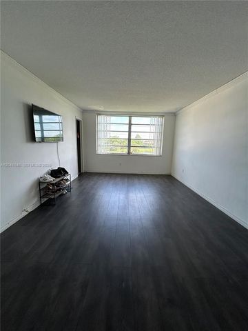 1501 NE 191st Street C401, Miami, FL 33179