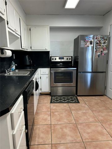 1501 NE 191st Street C401, Miami, FL 33179