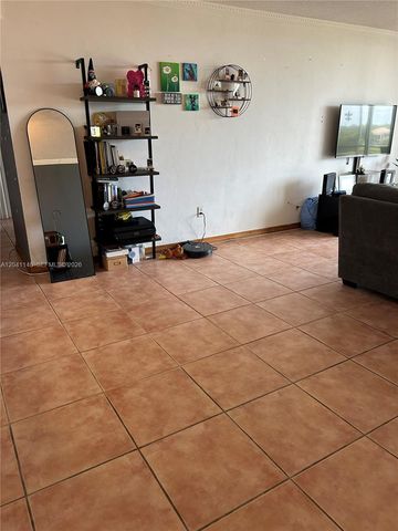1501 NE 191st Street C401, Miami, FL 33179