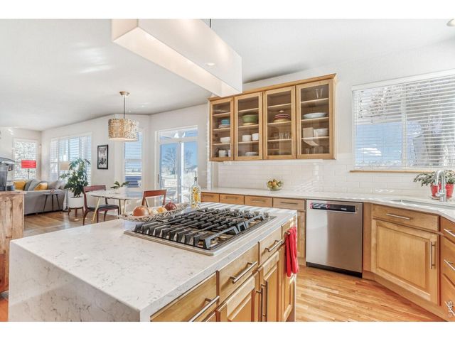 1043 Wyndemere Cir, Longmont, CO 80504