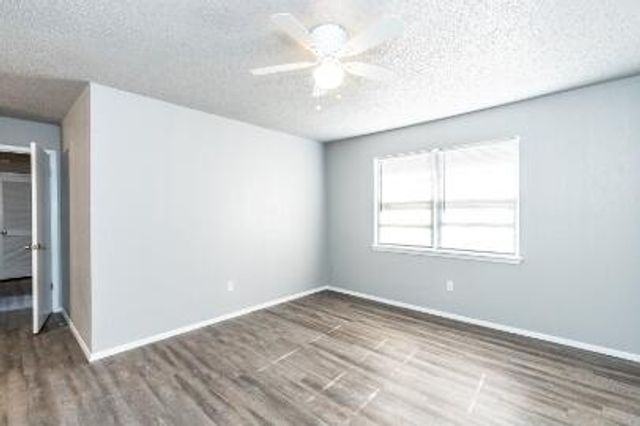 6305 29th Street, Lubbock, TX 79407