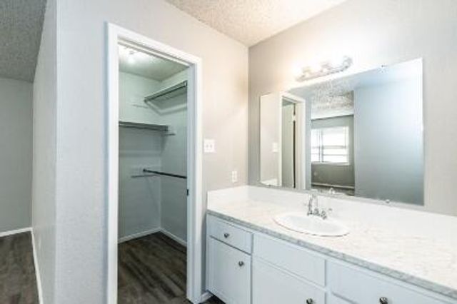 6305 29th Street, Lubbock, TX 79407