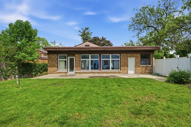 6006 N LAWNDALE Avenue, Chicago, IL 60659