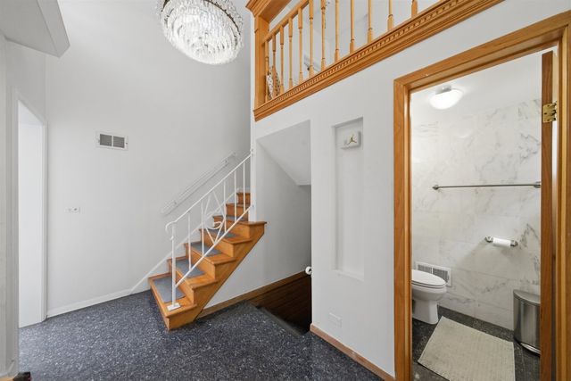 6006 N LAWNDALE Avenue, Chicago, IL 60659