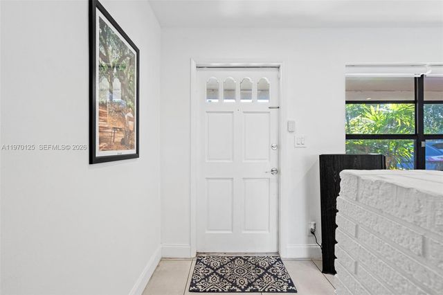 3035 Hayes St, Hollywood, FL 33021