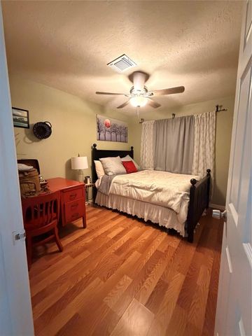 2204 Bauer Drive, Houston, TX 77080