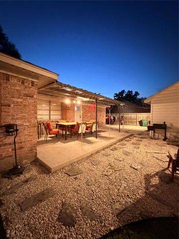 2204 Bauer Drive, Houston, TX 77080