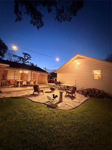 2204 Bauer Drive, Houston, TX 77080