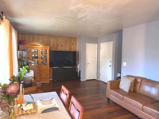 2310 Algonquin Road 6, Rolling Meadows, IL 60008