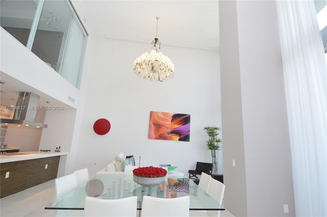 1100 Biscayne Blvd 6104, Miami, FL 33132