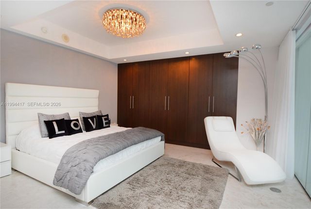 1100 Biscayne Blvd 6104, Miami, FL 33132