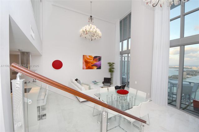 1100 Biscayne Blvd 6104, Miami, FL 33132