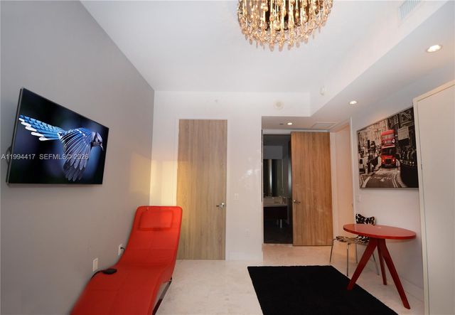 1100 Biscayne Blvd 6104, Miami, FL 33132