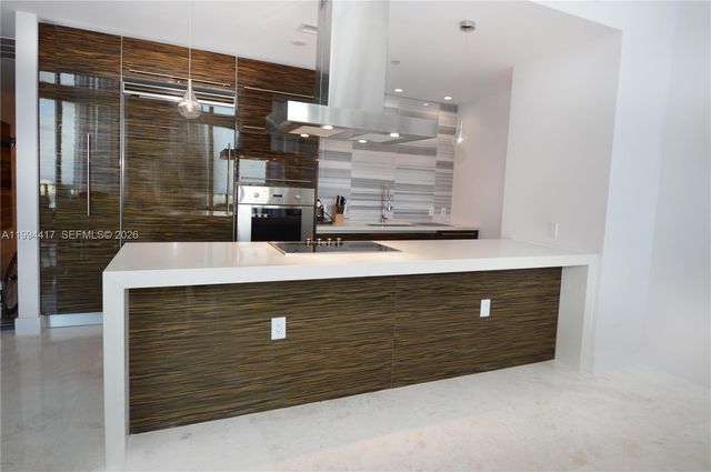 1100 Biscayne Blvd 6104, Miami, FL 33132