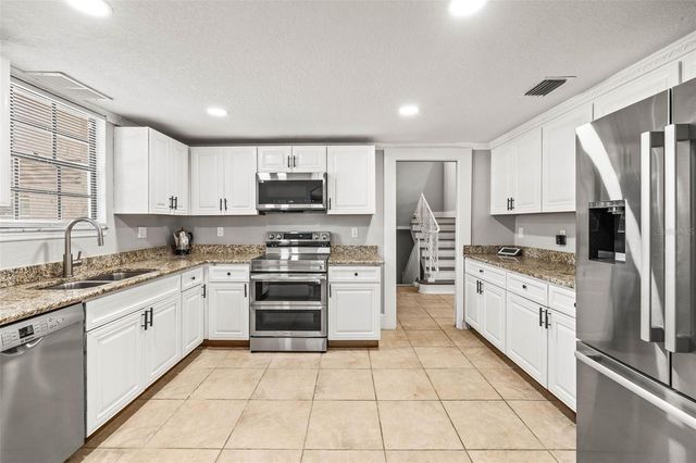 7425 TERRACE RIVER DRIVE, Tampa, FL 33637