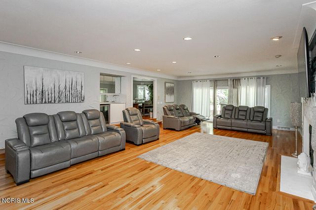 4722 High Oaks Boulevard, Toledo, OH 43623