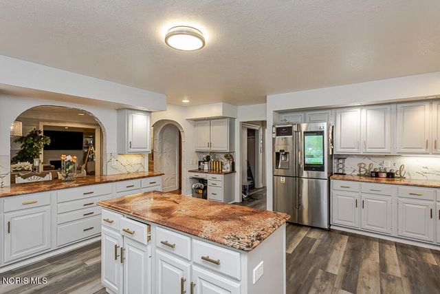 4722 High Oaks Boulevard, Toledo, OH 43623