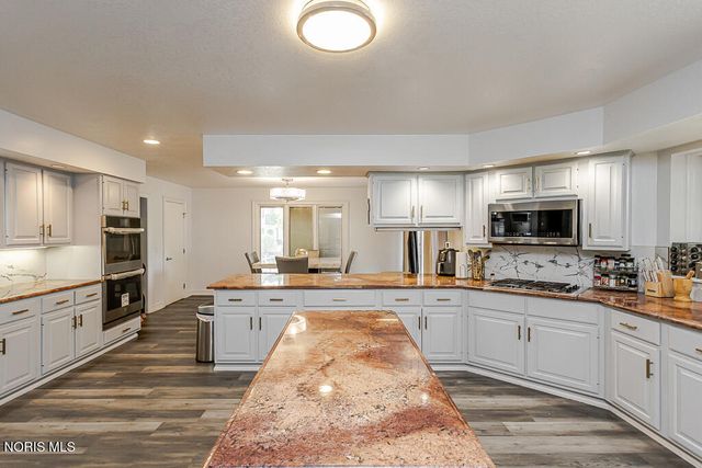 4722 High Oaks Boulevard, Toledo, OH 43623