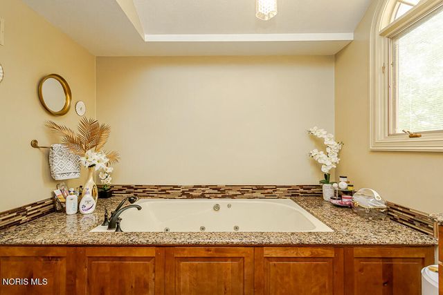 4722 High Oaks Boulevard, Toledo, OH 43623
