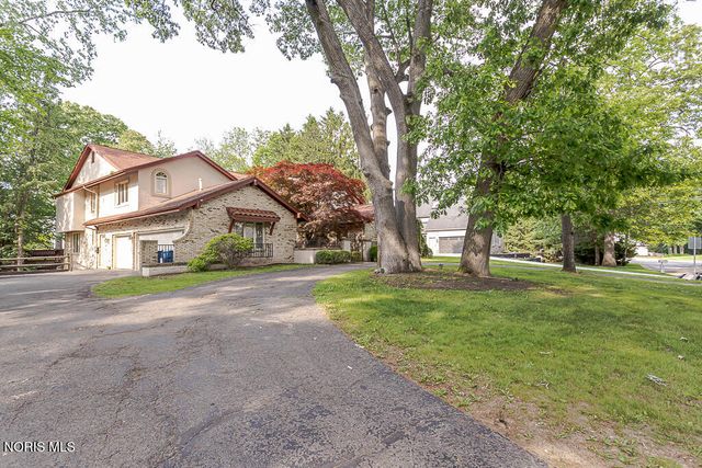 4722 High Oaks Boulevard, Toledo, OH 43623