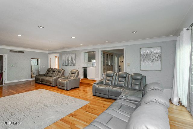 4722 High Oaks Boulevard, Toledo, OH 43623