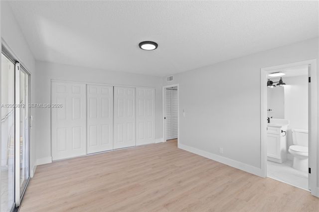 213 N Oakridge N 213 213, Deerfield Beach, FL 33442