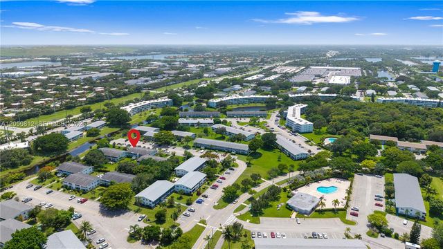 213 N Oakridge N 213 213, Deerfield Beach, FL 33442