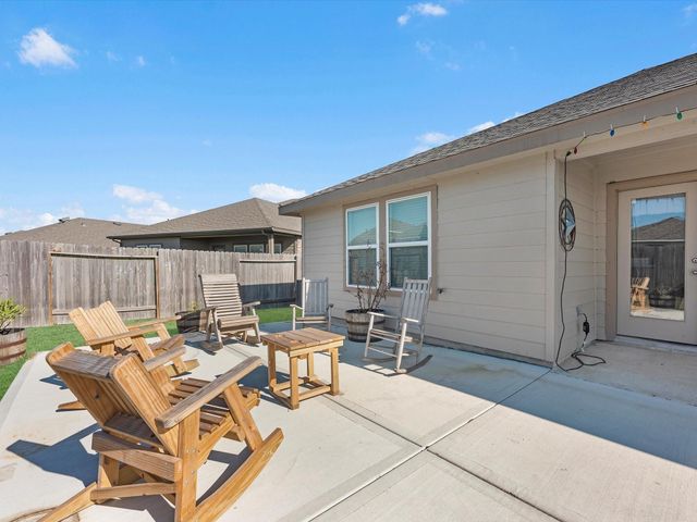 634 Thunder Cloud Drive, Baytown, TX 77523
