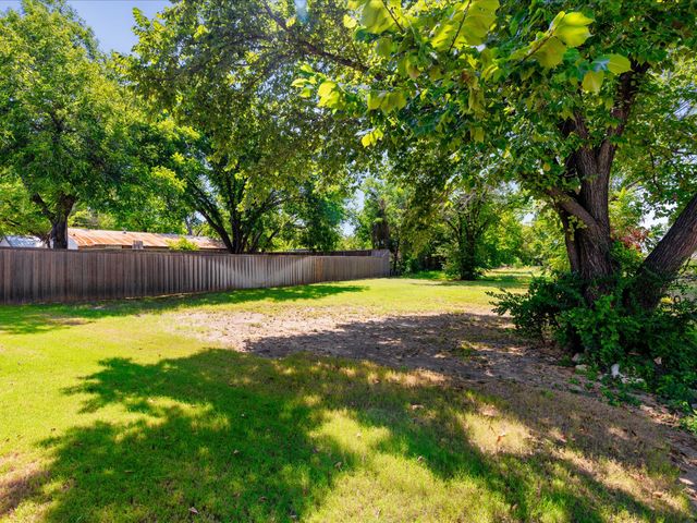 2314 Cales Drive, Arlington, TX 76013