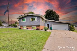 2801 E Bard Road, Muskegon, MI 49445