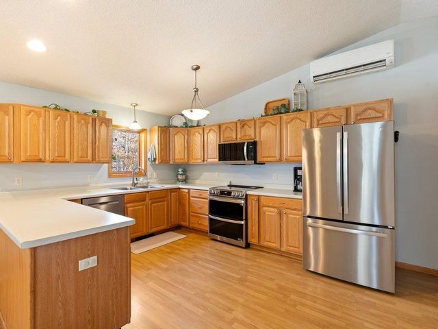 3884 Woodlawn Street, Brainerd, MN 56401