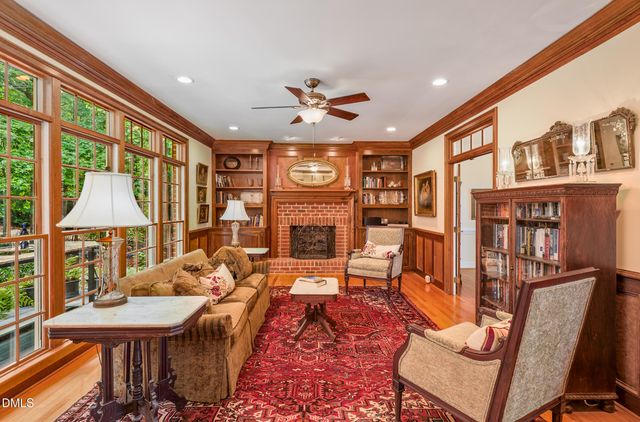 320 Lochside Drive, Cary, NC 27518